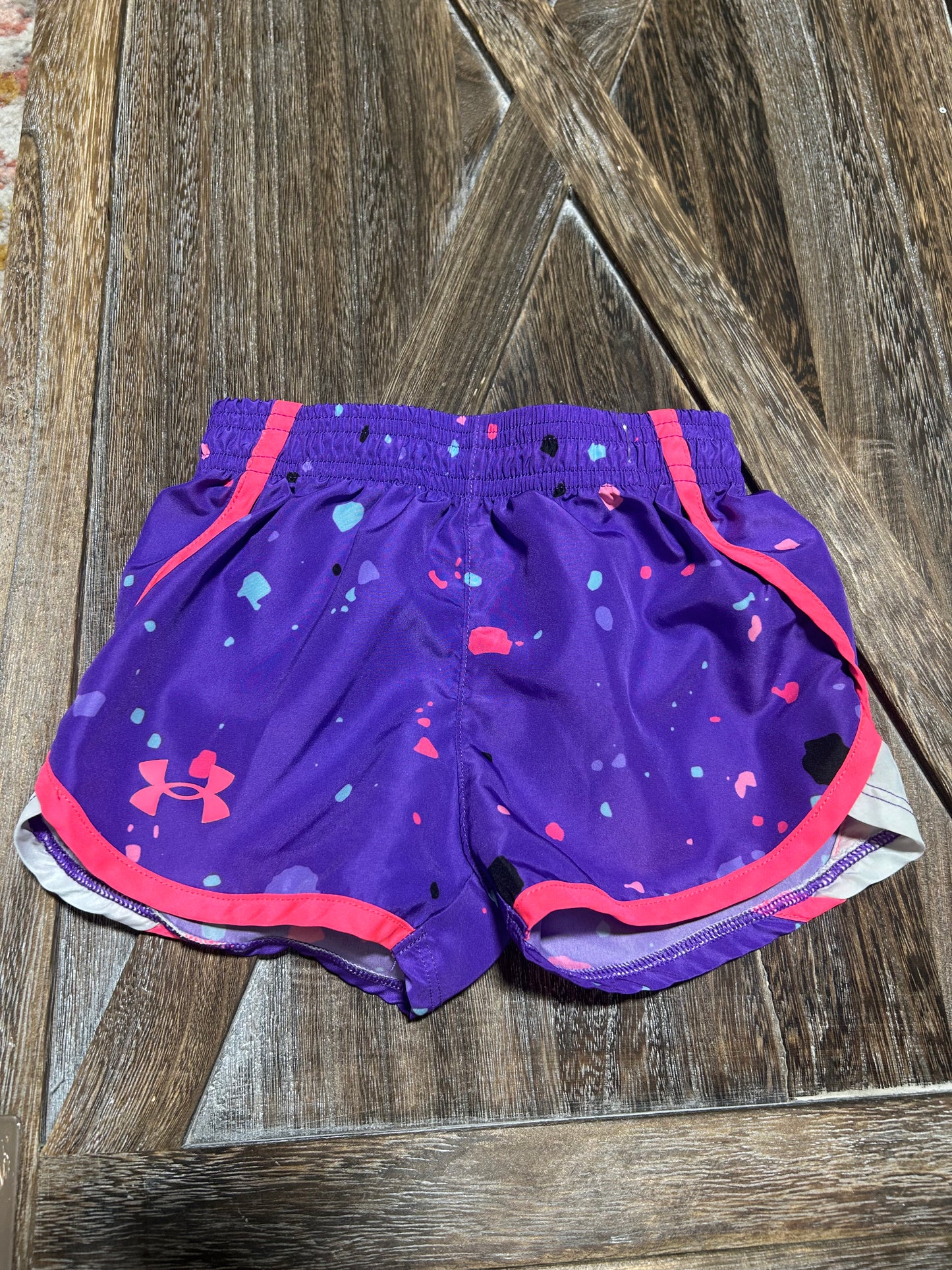 UNDER ARMOUR SHORTS