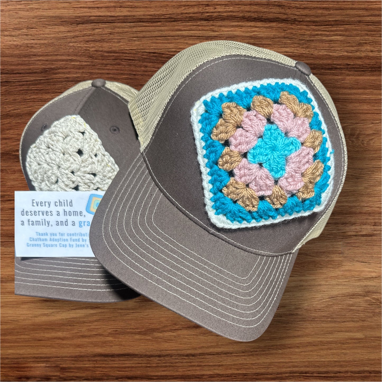 BROWN TRUCKER CAP GRANNY SQUARE CAP