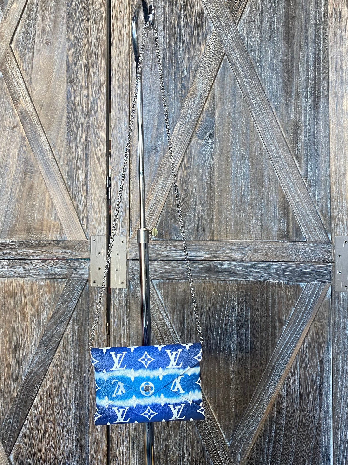 Louis Vuitton crossbody