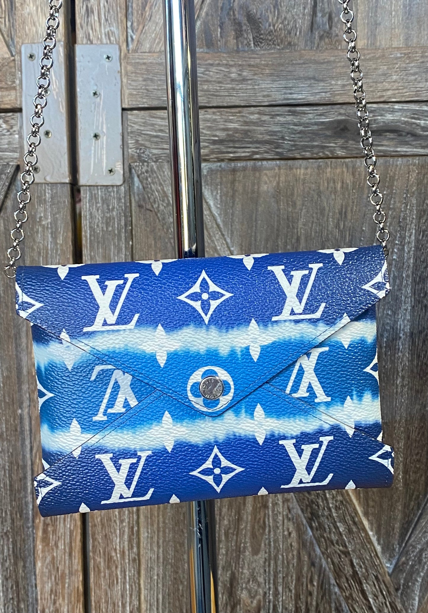 Louis Vuitton crossbody