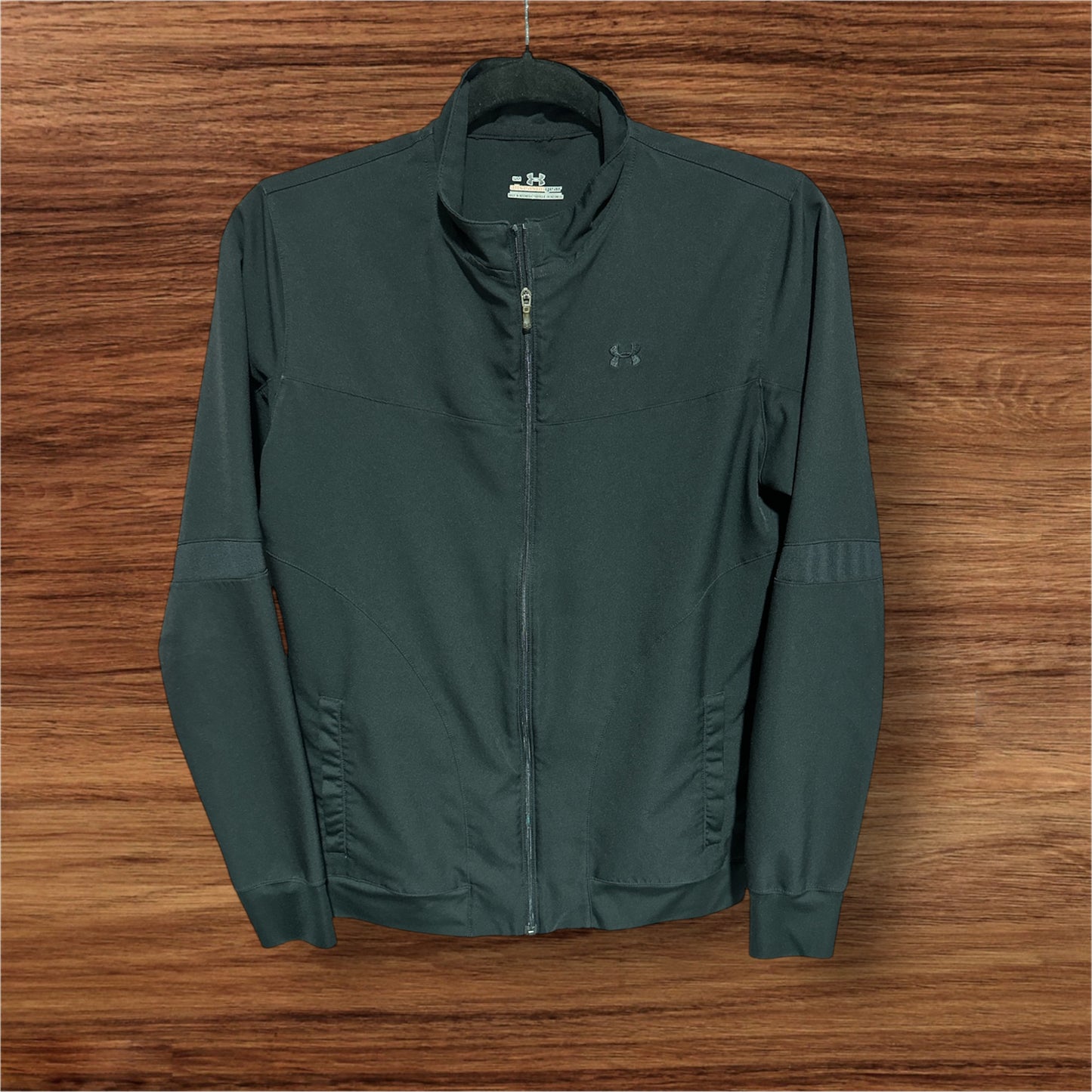 BLACK UNDER ARMOUR JACKET, SMALL