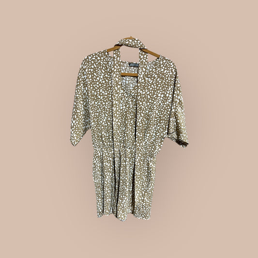 TAN/ CREAM PRETTY GARDEN ROMPER, MED