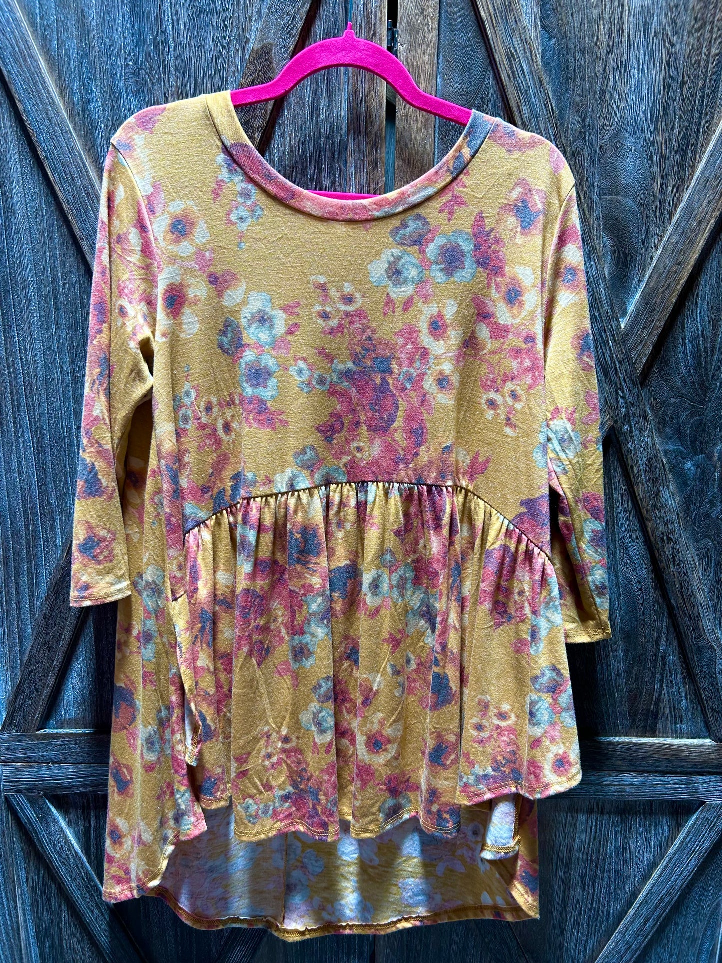 MULTI SWEET PEA TOP , MED