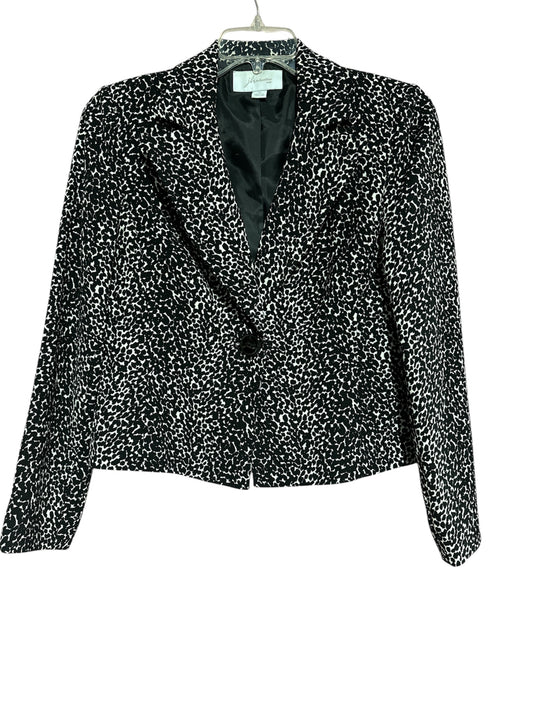 BLACK/WHITE JH COLLECTIBLES BLAZER, 10