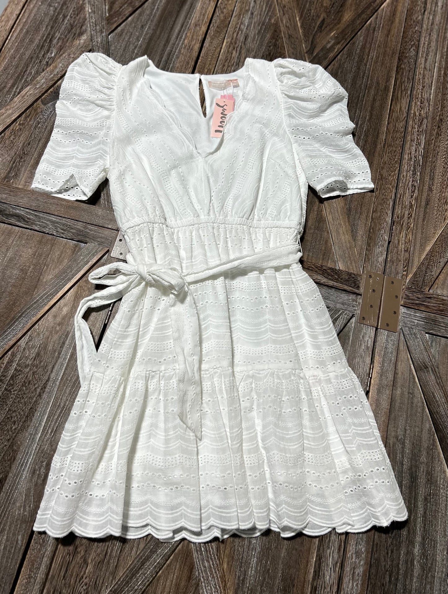 white (NWT) lovecollette DRESS, med